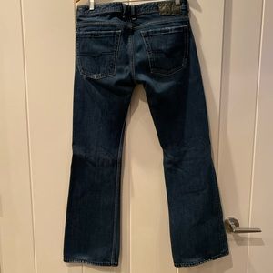 Men’s Diesel Industry distressed jeans